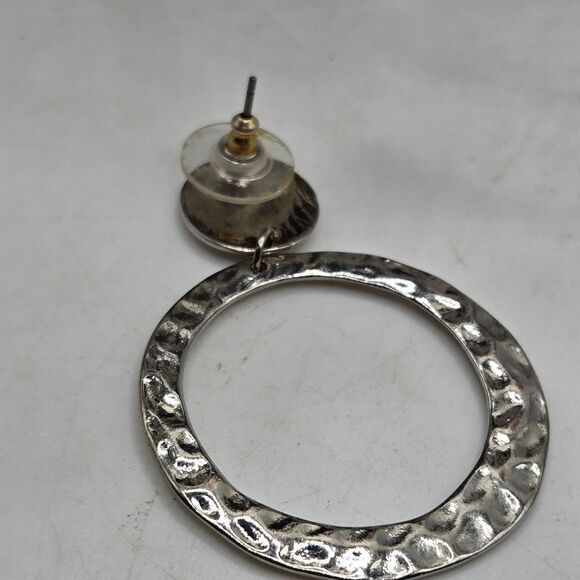 "5/"25" Mismatched Silvertone Madala Circle Tassel Silvertone Disc Earrings - Picture 6 of 9